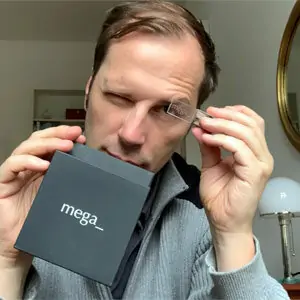 megastick1_300px